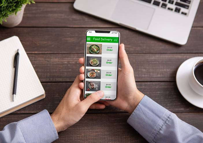 日本街頭驚現和服外賣員網激讚：最受歡迎日式UberEats風格