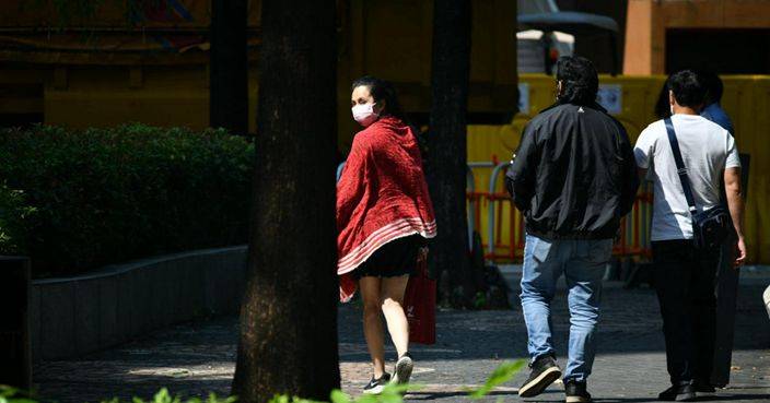 夫婦涉新城市廣場持刀棍恐嚇市民辯方 兩人基於自衛