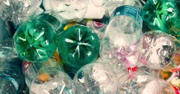 環諮會討論塑膠飲料容器生產者責任計劃的公眾諮詢。（shutterstock）