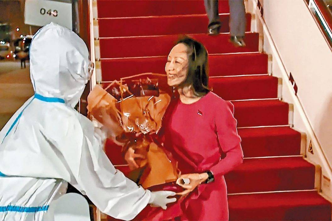 孟返國直播四億人點讚 超越美加總人口