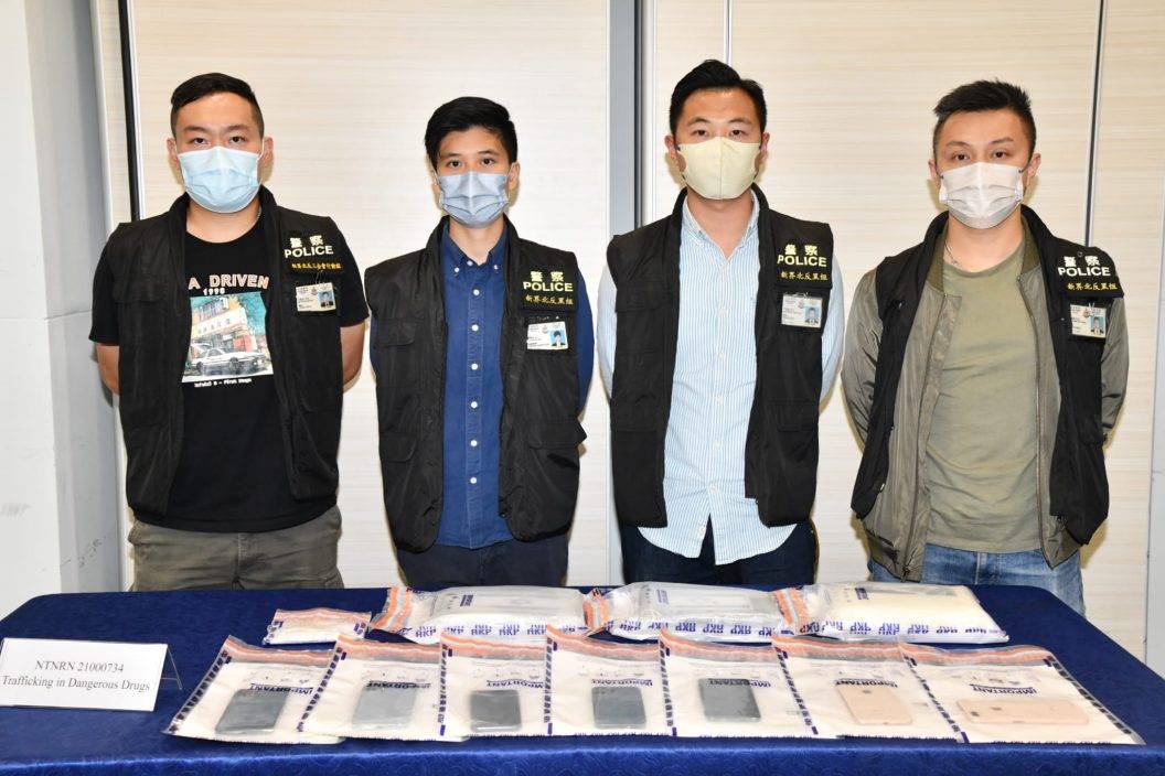 兩男女為搵快錢助販毒集團派貨被捕 警檢值330萬可卡因