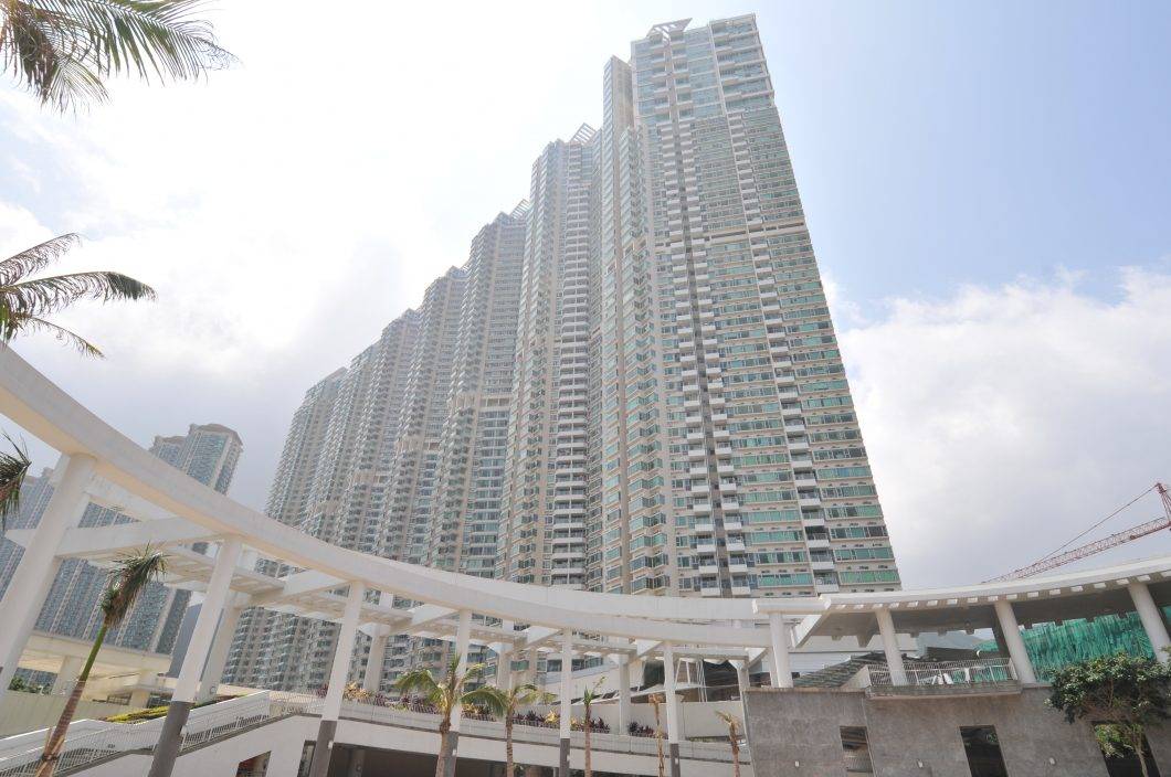 新香港人斥1095萬購影岸．紅海景戶