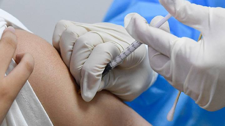 第5波疫情｜聯合科學委員會不反對下調疫苗接種年齡至5歲