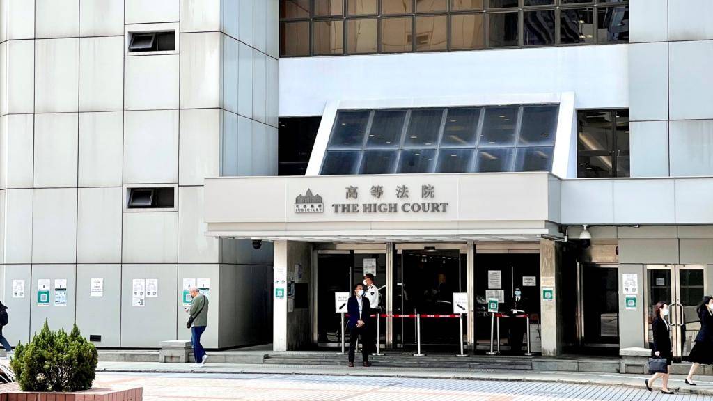 英國導演入稟告導演黃浩然誹謗 追討損失及要求道歉