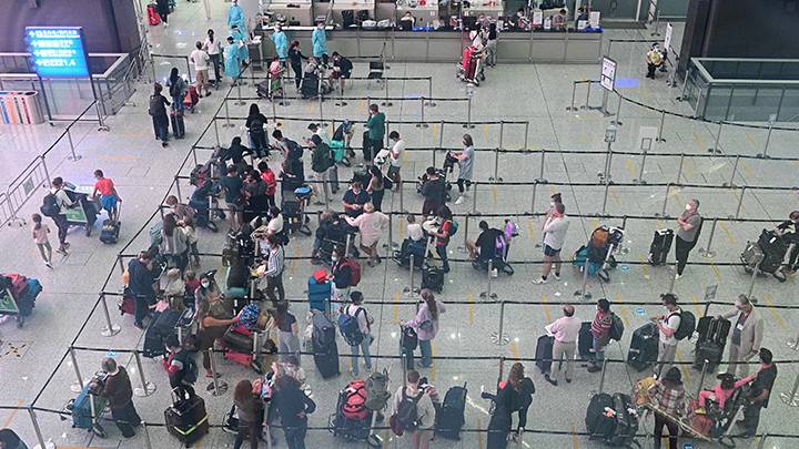 再有乘客染疫觸發熔斷機制 全日空東京及國泰倫敦航班禁抵港一周