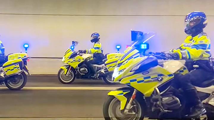 警隊護送組揭秘平平無奇頭盔保護衣內藏乾坤