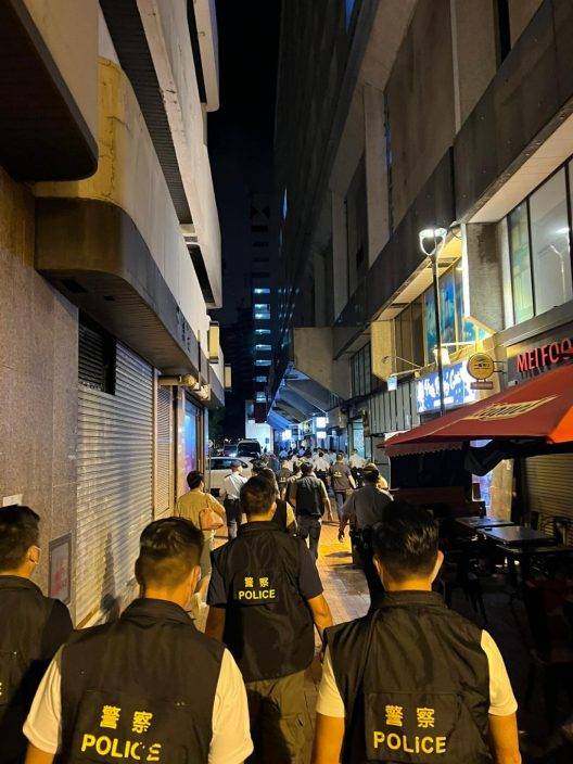 警連續四日反罪惡行動拘80人 巡查297間娛樂場所發84張告票 | 社會事 警連續四日反罪惡行動拘80人 巡查297間娛樂場所發84張告票 | 社會事