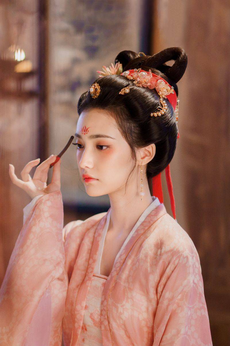 高顏值直逼 新疆四美 歲加奈 夢華錄 演花魁仙氣滿瀉 高顏值直逼 新疆四美 歲加奈 夢華錄 演花魁仙氣滿瀉