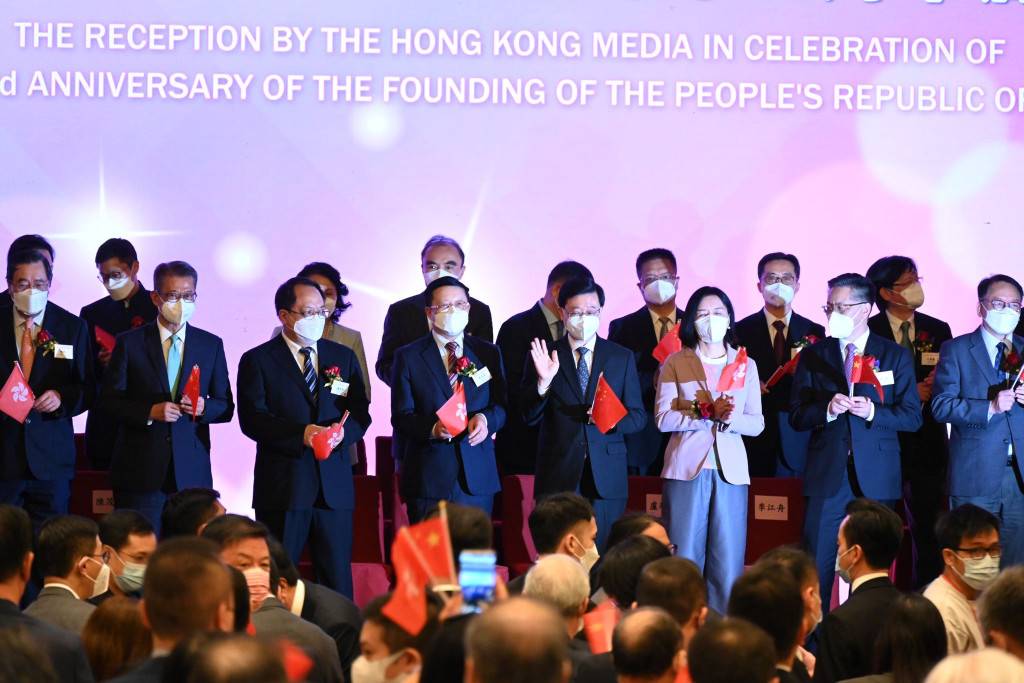 李家超冀新聞界「講好香港故事」 遠離偽裝媒體壞分子