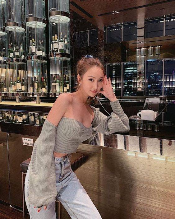 香港小姐2022︱張靜婷被爆粗口流利兼陷整容疑雲 獲前東華主席王賢誌提名 