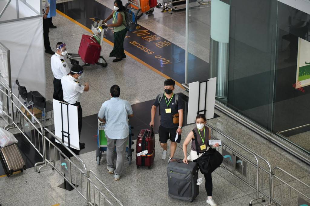 機場入境檢疫據報改為「0+3」 最快下周初實施