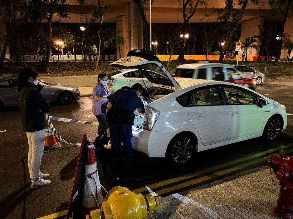 警方荃灣截毒品快餐車 司機當場斷正被捕
