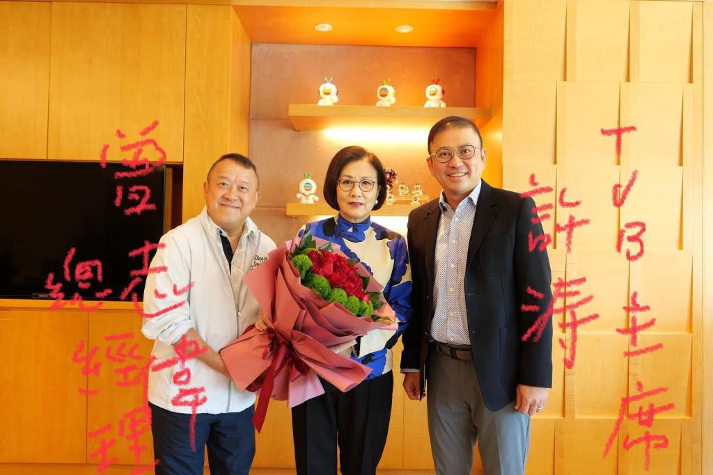 汪明荃獲頒授金紫荊星章     收TVB主席許濤祝賀信「汪阿Tag」再現