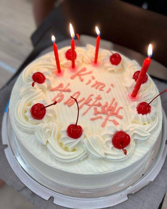 林志穎生日蛋糕插1支蠟燭有寓意 老婆發文感謝老公：一直這麼努力