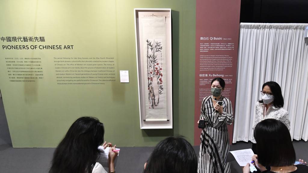 紫荊文化集團辦首屆「藝文香港」展覽 展現百年中國藝術探索歷程
