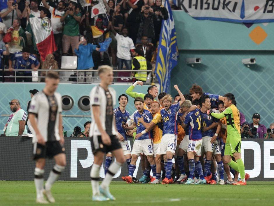 World Cup 2022｜Yuan Wenjie live-streamed Japan's out-of-control loss to Germany and exploded: What is the national team doing?