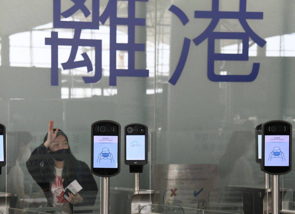 英國人口淨移入達50萬 逾7萬人為香港移民