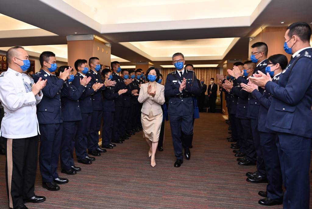 香港警察學院結業禮 葉劉淑儀讚揚警隊迎難而上不怕難關