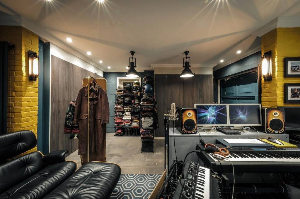 雷頌德移居英國變室內設計大師 親操刀4間英式大宅逐間睇 自住大屋極誇張