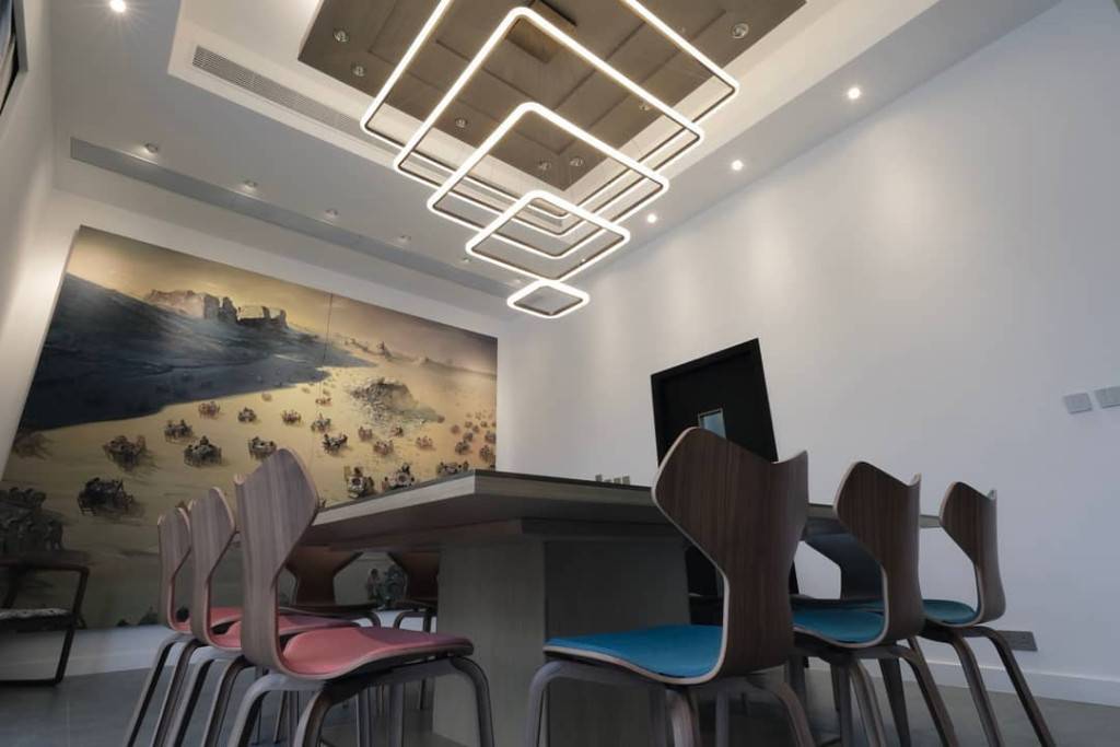 雷頌德移居英國變室內設計大師 親操刀4間英式大宅逐間睇 自住大屋極誇張