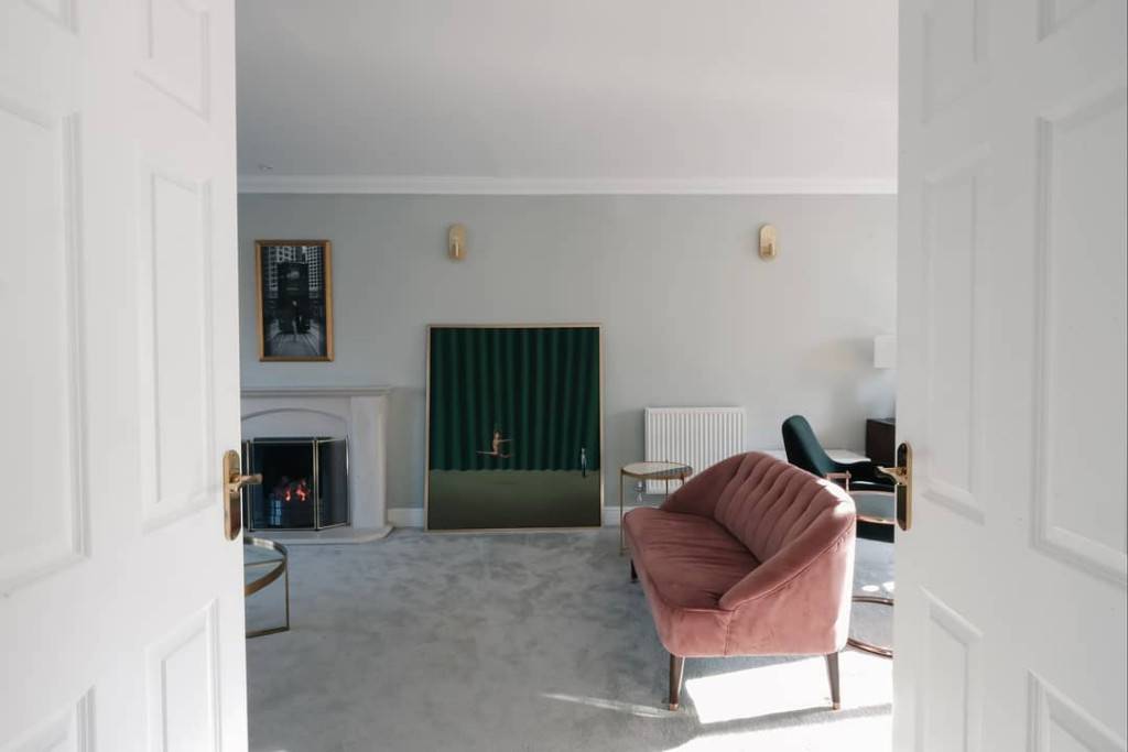 雷頌德移居英國變室內設計大師 親操刀4間英式大宅逐間睇 自住大屋極誇張