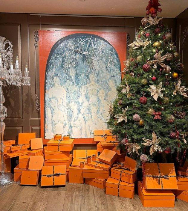 20棵明星聖誕樹大晒冷   顧紀筠用Hermès盒佈置最奢華  葉翠翠透明款最有特色