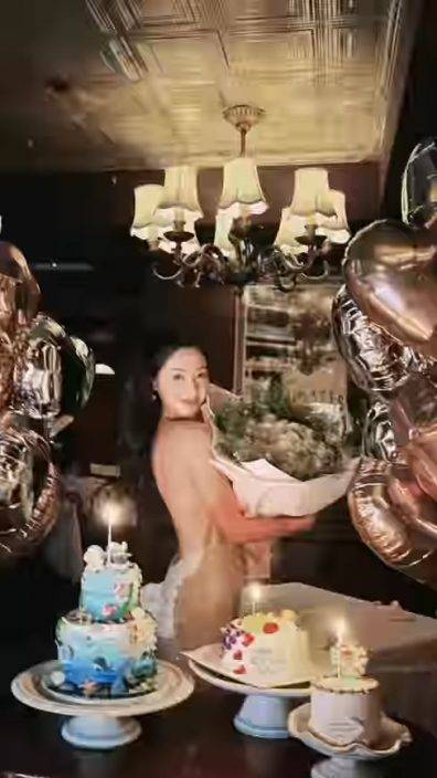 TVB上位小花伍樂怡大露背性感慶祝30歲生日  與鄺潔楹激烈咀嘴勁香艷
