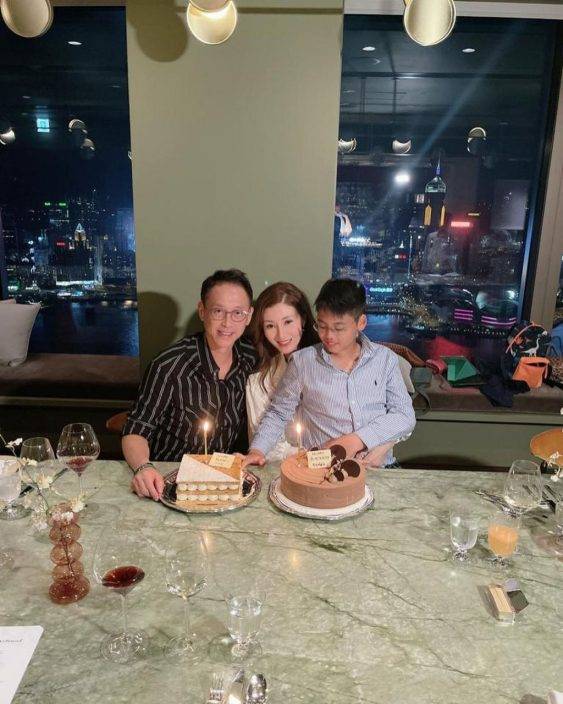 Li Jiaxin's 11-year-old boy has a beer belly?Netizens commented that 60-year-old Xu Jinheng, who is wearing a bulletproof vest, looks like a brother in isolation