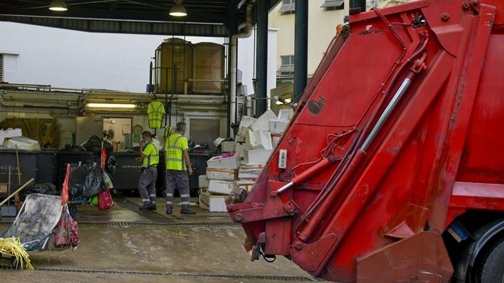 垃圾徵費｜指定垃圾袋合約將重新招標 刪製造商在港設廠要求