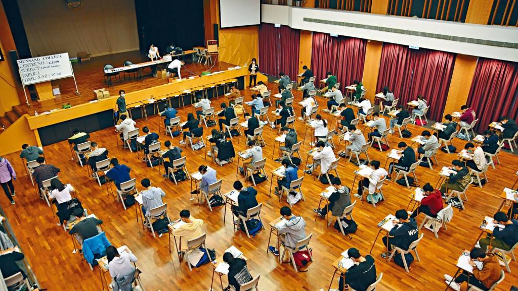 DSE｜5.08萬人報考文憑試 自2014年來首次回升 報考中史科不足6千人