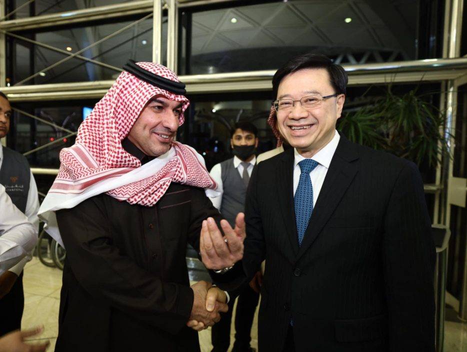 李家超訪中東｜香港與沙特企業簽署6份合作備忘錄或意向書