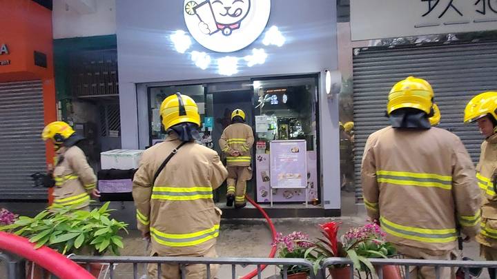 新蒲崗茶餐廳滾油搶火 消防救熄無人傷