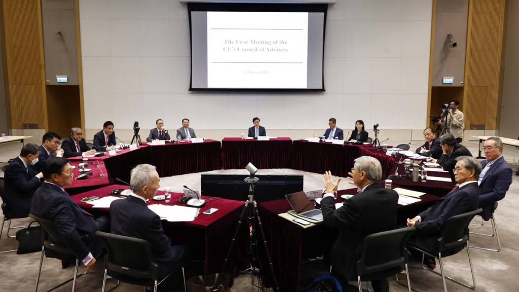 特首顧問團首次會議 連開三場共商香港未來策略性發展